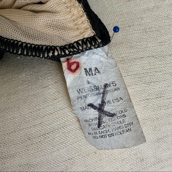 Vintage Velvet Halter Top - Picture 7 of 8